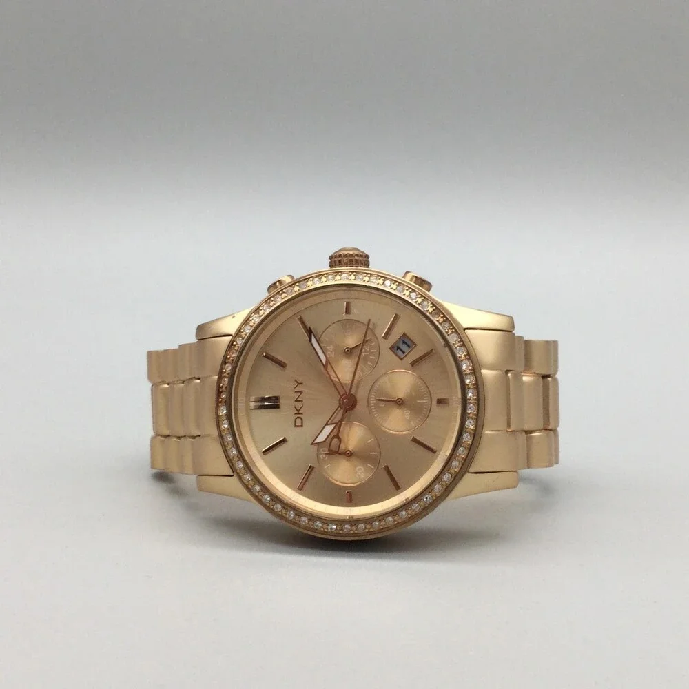 DKNY Womens Watch 38mm Champagne Dial Crystals Gold Tone New Battery 6.25